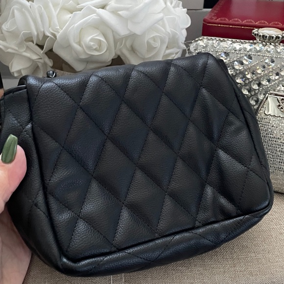 ✨🖤Black Quilted Chain Shoulder/Crossbody Bag🖤✨NEW SUPER SOFT - Picture 6 of 8